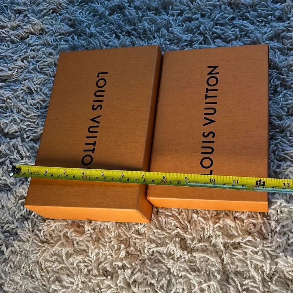 Authentic louis-vuitton box medium
